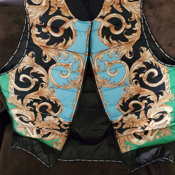Versace Vest - Picture 4 of 6